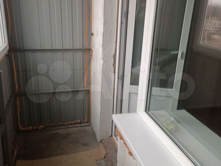 2-к. квартира, 45 м², 3/3 эт.