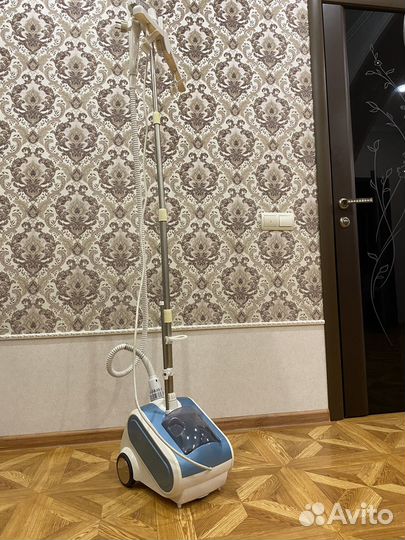 Отпариватель для одежды magnit (парогенератор)