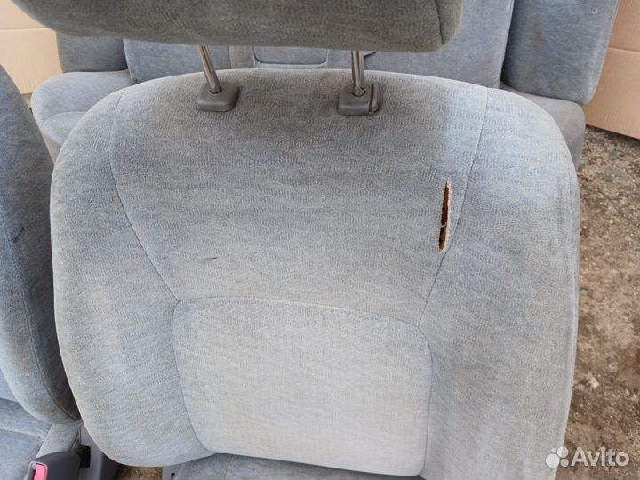 Комплект сидений Kia Magentis 1