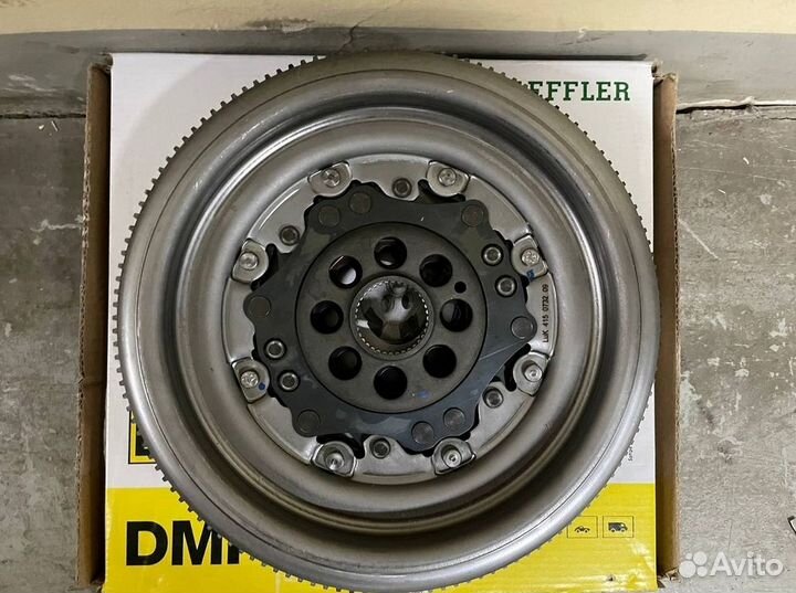 Маховик двухмассовый Luk 415073209 DSG6 132,8