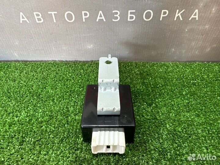 Реле указателей поворотов Kia Picanto 2 1.0 G3LA