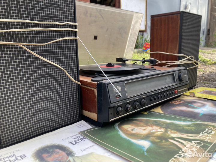 Проигрыватель винила