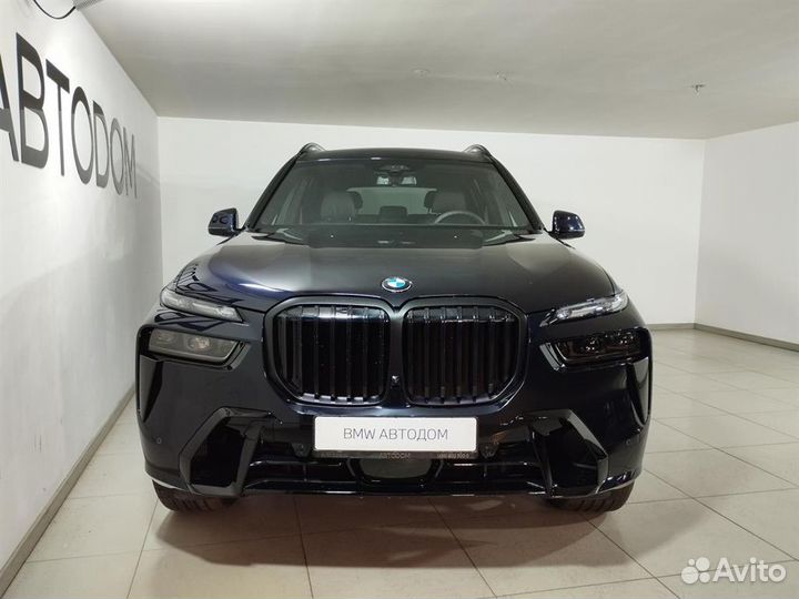 BMW X7 3.0 AT, 2024