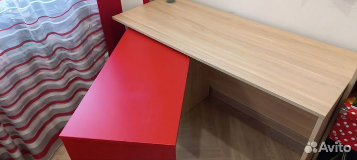 Компьютерный стол