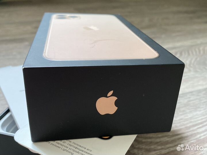 Коробка от iPhone 11 pro max