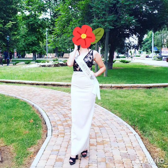 Вечернее платье