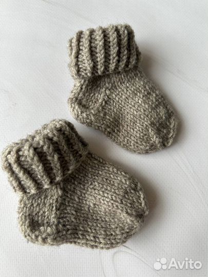 Носки для новорожденных (ручная работа)