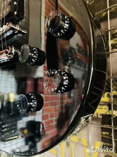 Электрогитара Les Paul