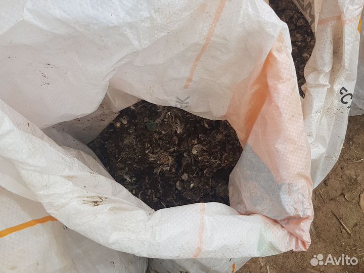 Куриный перепелиный помёт в мешках