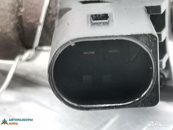 Форсунка BMW 7 E65/E66/E67 2005 13537792721