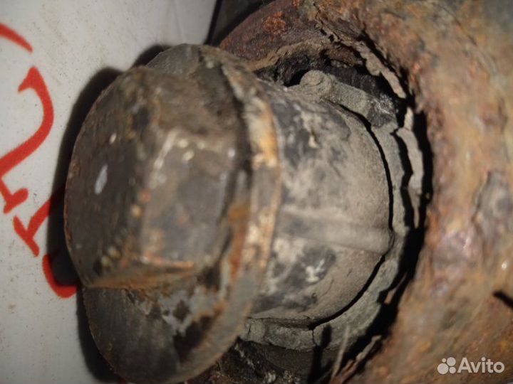 Рычаг подвески нижний задний Volkswagen Passat Cc