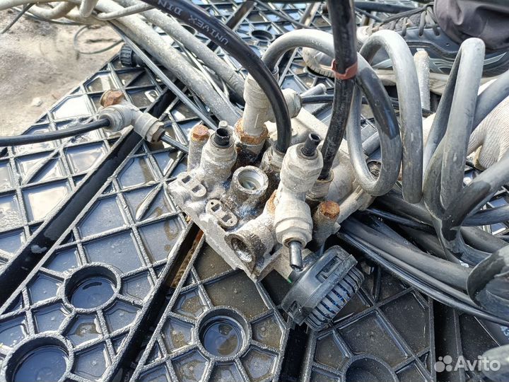 Кран управления подъемным мостом wabco