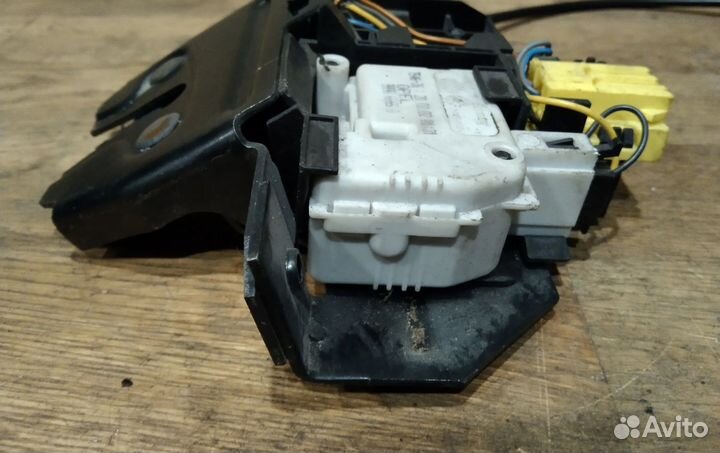 Замок багажника 999066650 Opel Vectra C 2002 - 2005 года