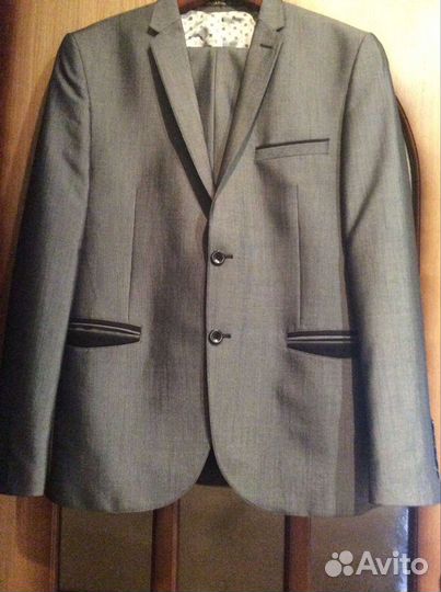 Мужской костюм