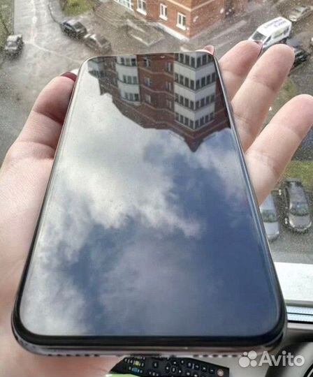 iPhone X, 64 ГБ