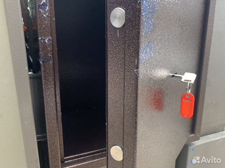 Сейф мебельный cobalt TL-50M