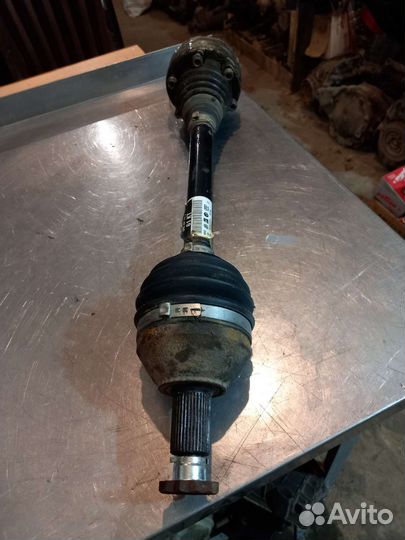 Привод левый VW Polo