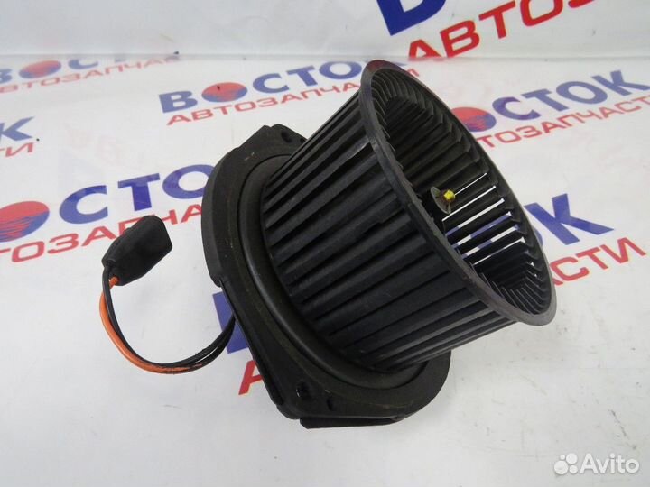 Вентилятор печки chevrolet trailblazer GMT360