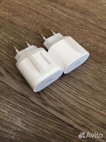 Блок быстрой зарядки iPhone