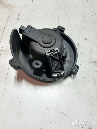 Ответная часть моторчика печки Citroen Jumper 1999