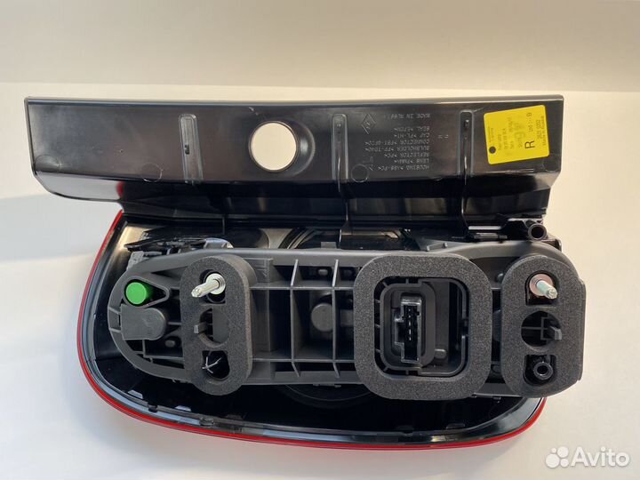 Правый Задний Фонарь Renault Duster 10-15 Ориг.NEW