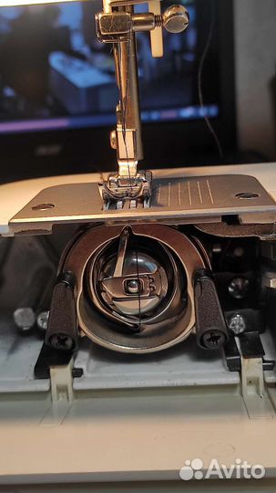 Швейная машина astralux 590