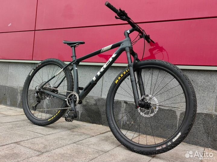 Карбоновый велосипед Trek Procaliber