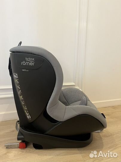 Автокресло (9-25 кг) Britax Roemer Trifix2 i-Size