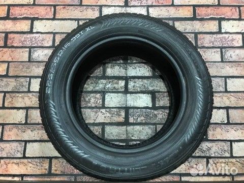 Nokian Tyres Hakkapeliitta 8 225/55 R16 99T