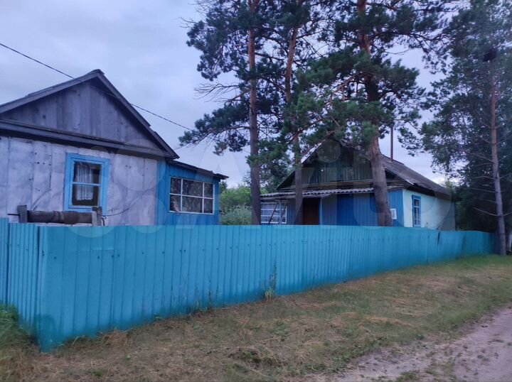 Дом 56 м² на участке 50 сот.