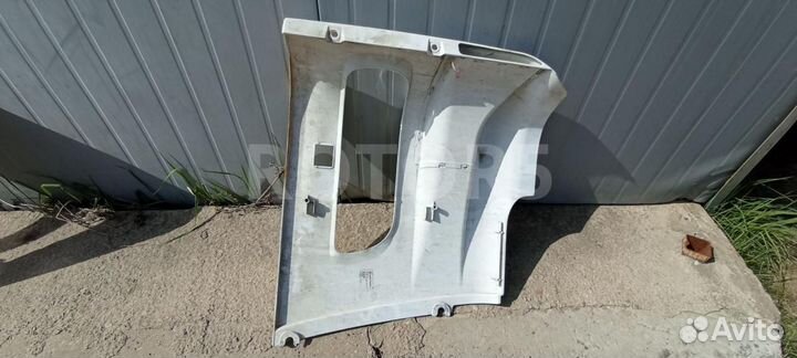 Облицовка фары левая DAF XF 105 2007 110499051