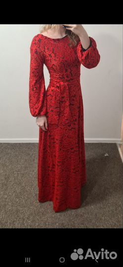 Вечернее платье