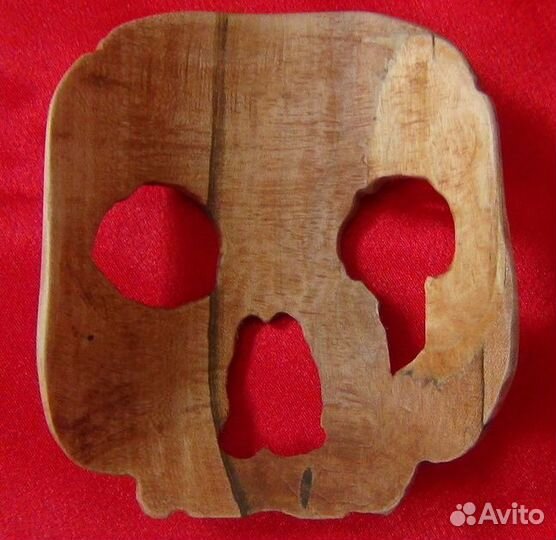 Ясень. Заколка для волос. Череп