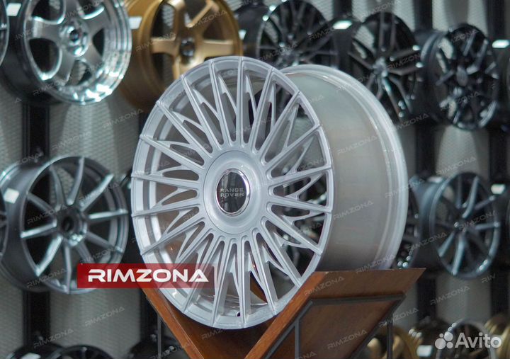 Кованые диски R22 на Range Rover Evoque