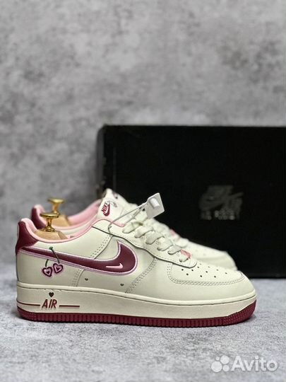 Кроссовки Nike Air Force 1 Valentine’s Day 2023