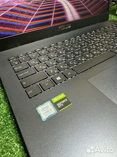 Игровой ноутбук asus