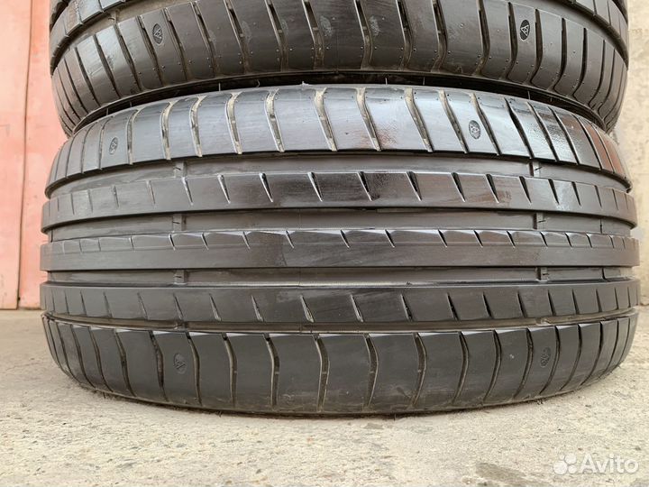 Triangle EffeXSport TH202 235/45 R19