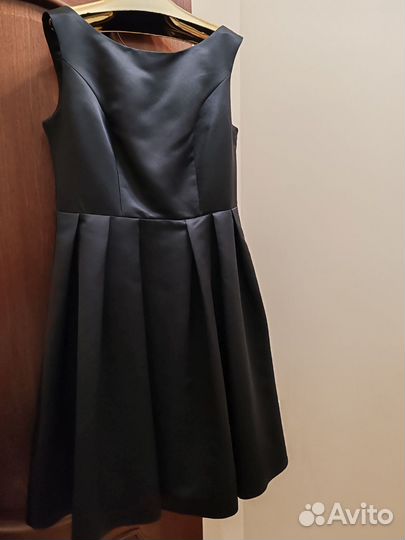 Коктельное атласное платье