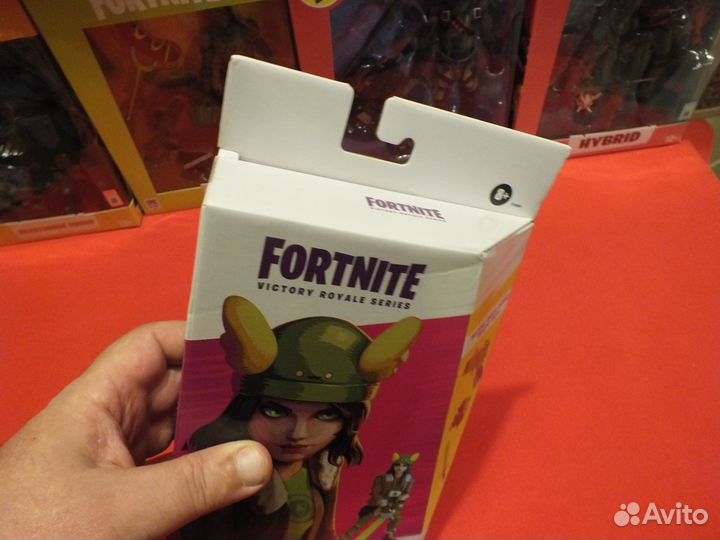 Фигурка Fortnite Skye