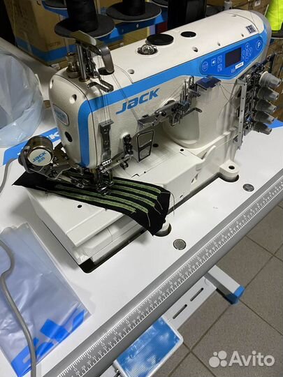 Jack W4-UT-01GB Плоскошовка автомат