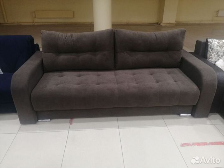 Диван раскладной, Стен