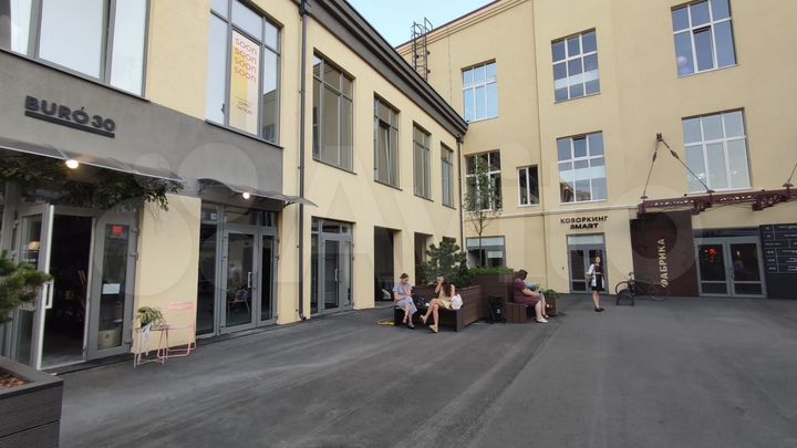 Помещение в общественном пространстве, 55.4 м²