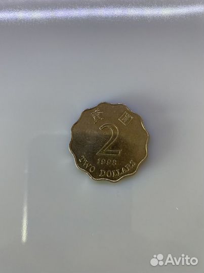 Монеты Японии и Гонконга