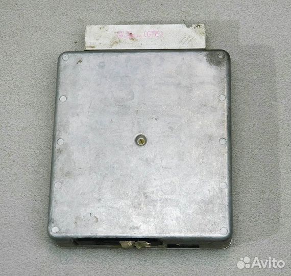 Блок управления двс Ford Escort
