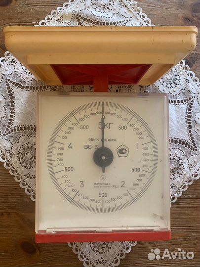 Кофемолка ручная дерево-керамика