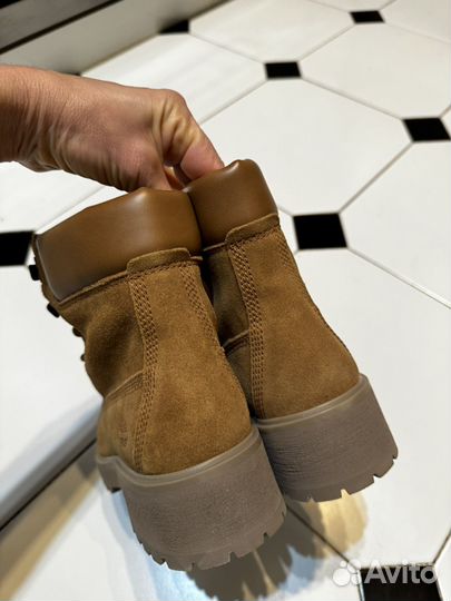 Ботинки осенние женские timberland