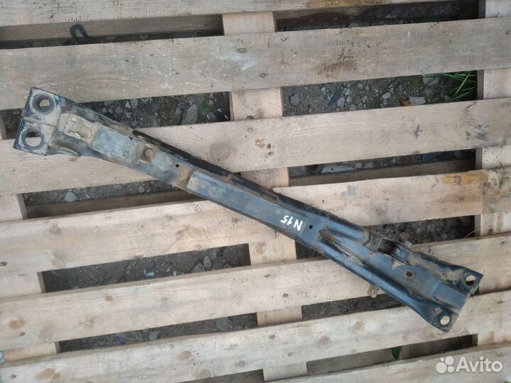 Балка подвески Nissan Almera N15