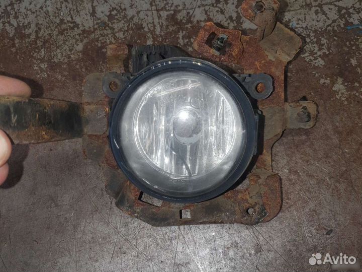 Фара противотуманная правая mitsubishi l200 kb