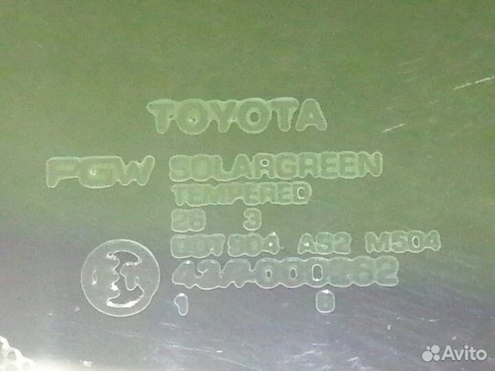 Стекло кузовное глухое заднее левое Toyota Venza