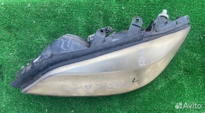 Фара передняя левая Opel Astra 2001